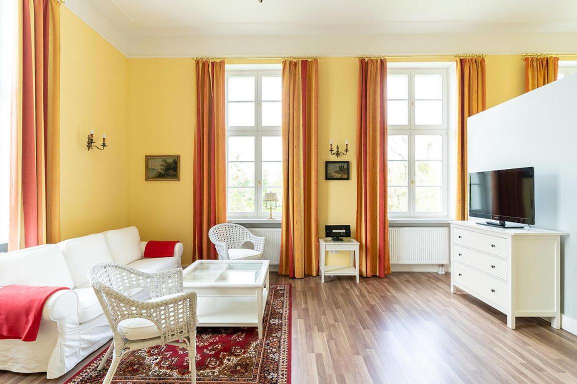 Gutshaus Gross Helle Apartment Mölln Екстериор снимка