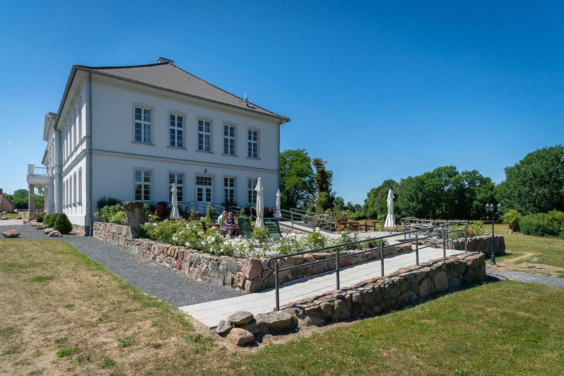 Gutshaus Gross Helle Apartment Mölln Екстериор снимка