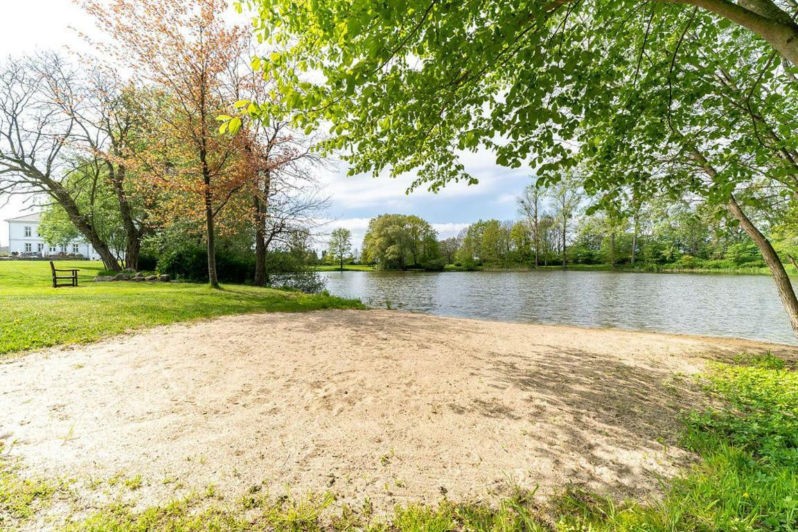 Gutshaus Gross Helle Apartment Mölln Екстериор снимка