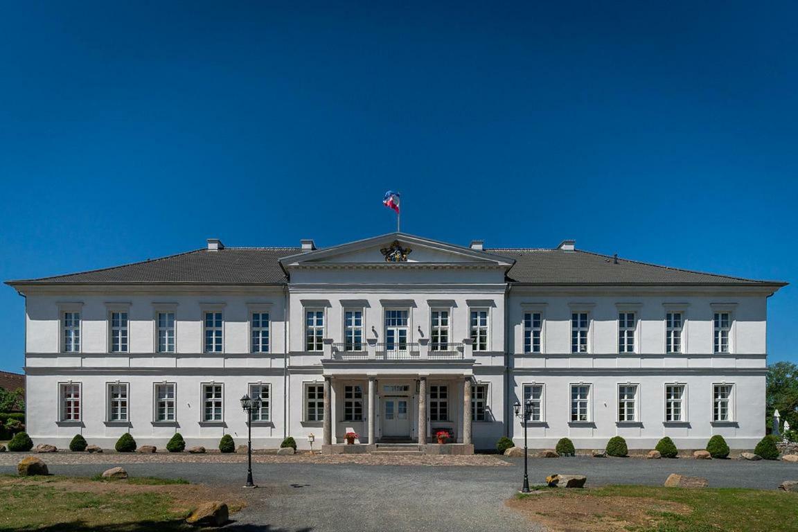 Gutshaus Gross Helle Apartment Mölln Екстериор снимка